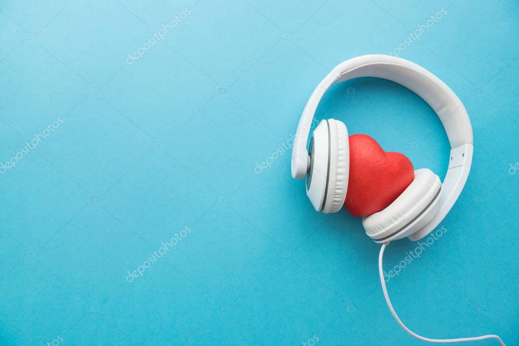 Zene és film illusztráció